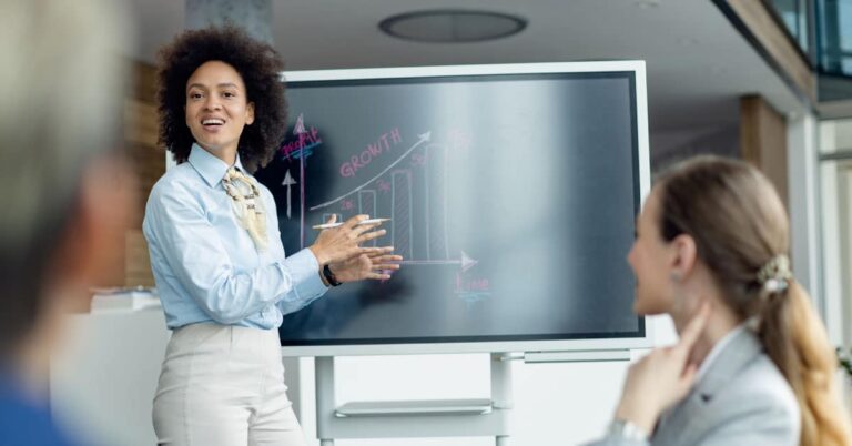 Master Stakeholder Q&A: 6 Pro Tips for Instant Success